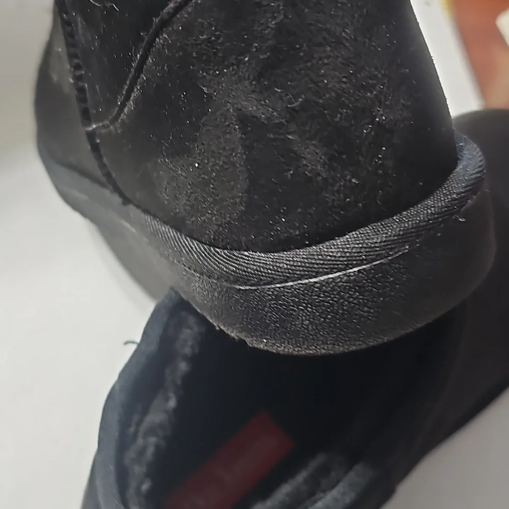 Hot Tomato Fur Lined Black Boots